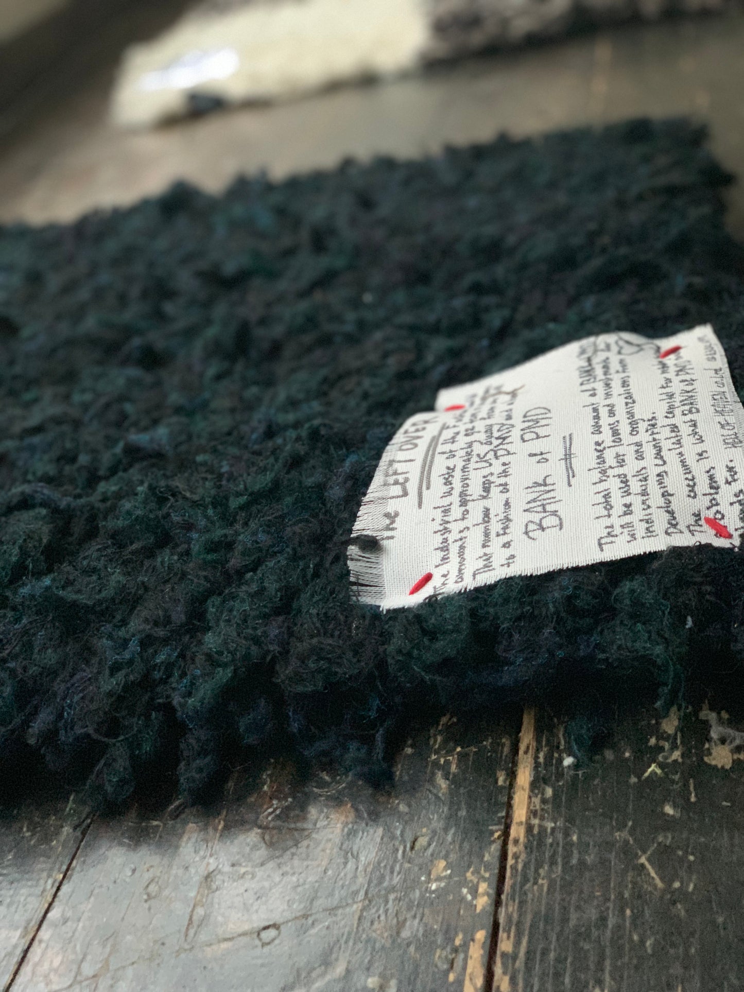 PMD LEFT OVER RUG M SIZE
