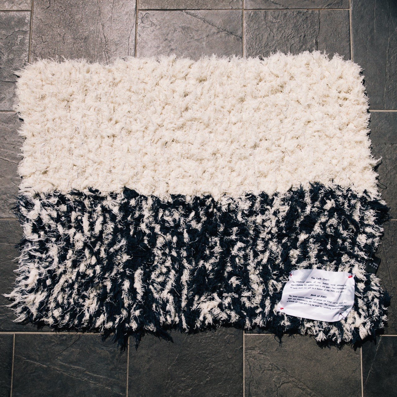 PMD LEFT OVER RUG M SIZE