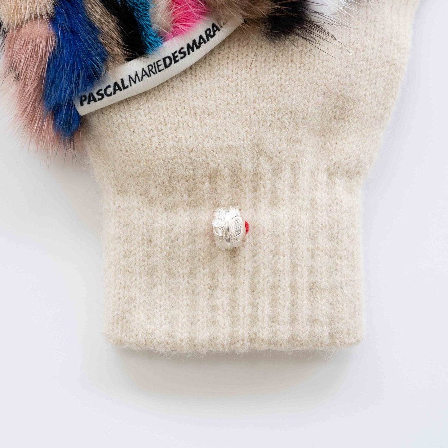 SUSTAINABLE FUR GLOVES