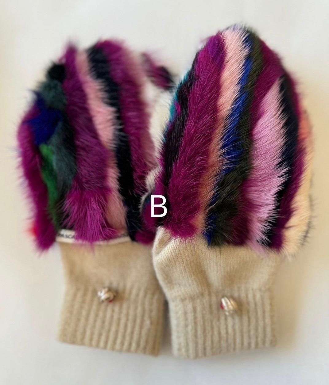 SUSTAINABLE FUR GLOVES